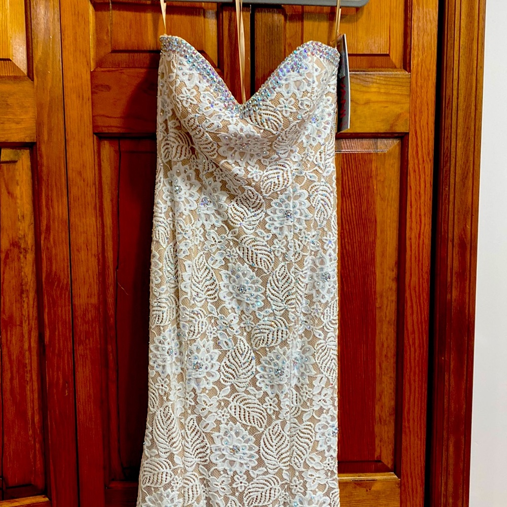 Jovani prom /wedding dress size 8